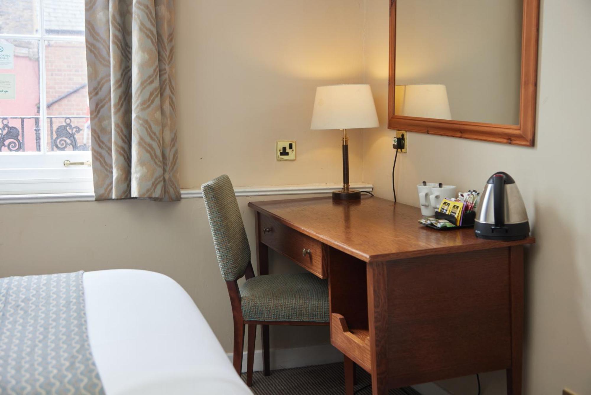 Cock Hotel By Greene King Inns Стоуни Стратфорд Экстерьер фото